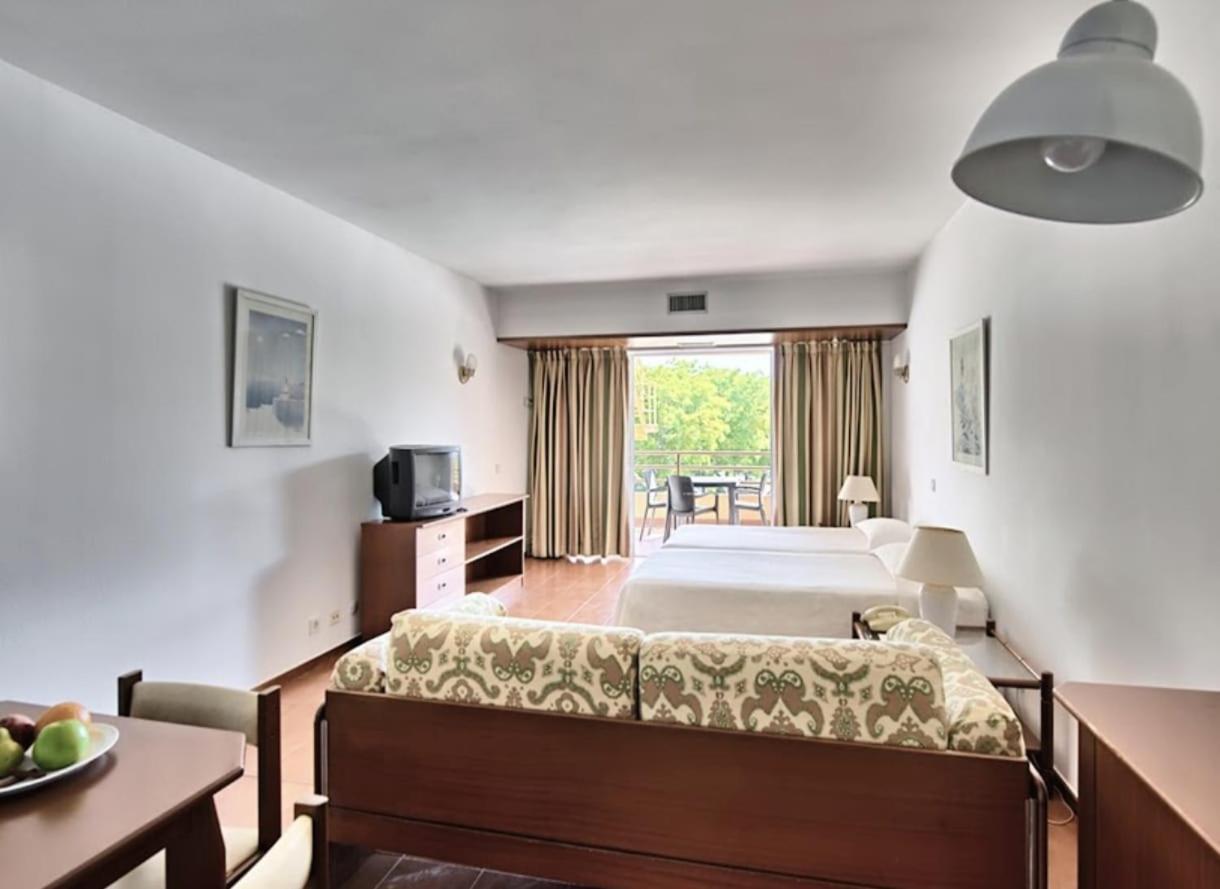 Hotel Dom Pedro Portobelo Quarteira Extérieur photo